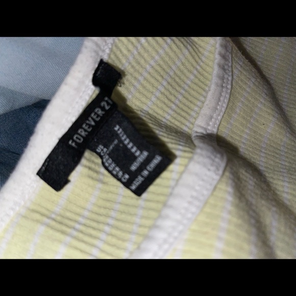 Forever 21 crop top - Picture 2 of 2
